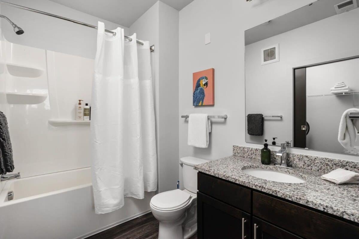 Cozysuites Spacious 2Br Next To Whole Foods Indianapolis Exteriör bild